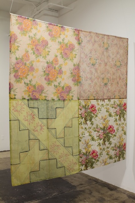 <h3>TINA GIROUARD</h3>
						<h4><em>Screen #4</em></h4>
						1974</br>
						Fabric</br>
						72 x 72 inches</br>